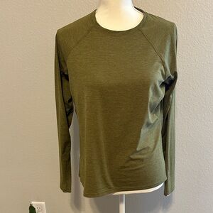 REI Forest Green Long Sleeve Women's Top